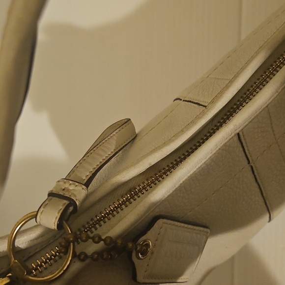 Coach RARE N0 11611 Y2K White Leather Ergo Zip Hobo Shoulder Bag - Picture 7 of 9